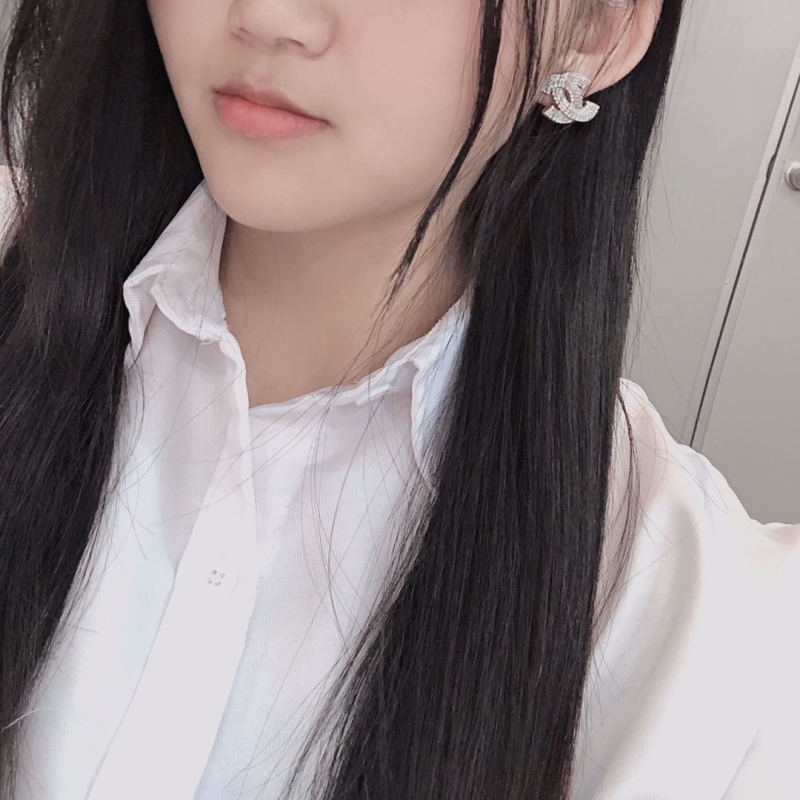 Ch**el earrings